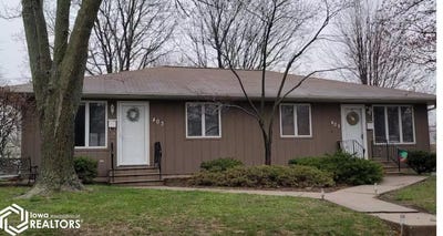 /international/us/403-s-court-street-fairfield-ia-110101366791/