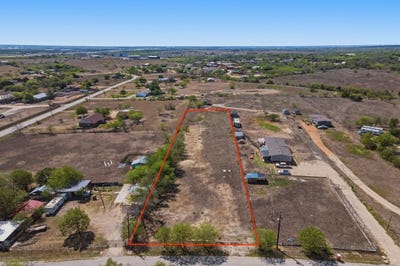 /international/us/overstreet-cir-buda-tx-110106851514/