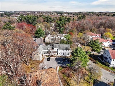 /international/us/8-n-commons-lincoln-ma-110107626947/