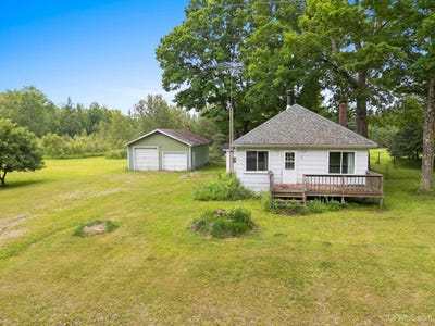 /international/us/w8417-county-rd-g12-stephenson-mi-110100467544/?lang=en