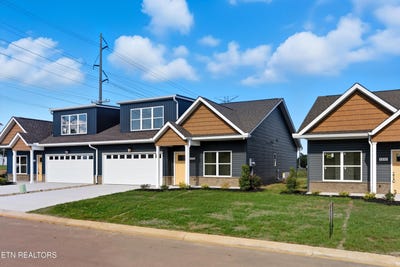 /international/us/7350-whispering-creek-lane-powell-tn-110100968253/
