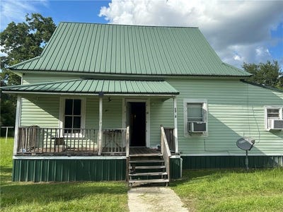/international/us/1702-albany-ave-waycross-ga-110101054541/