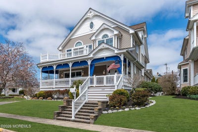 /international/us/128-sylvania-avenue-avon-by-the-sea-nj-110107844982/