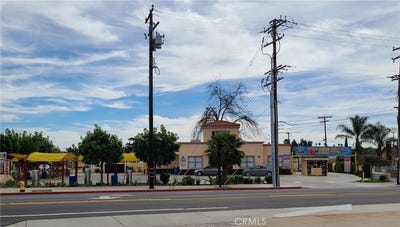 /international/us/506-w-orange-grove-avenue-pomona-ca-110106442446/