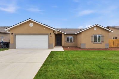/international/us/3447-e-douglas-avenue-visalia-ca-110107516609/