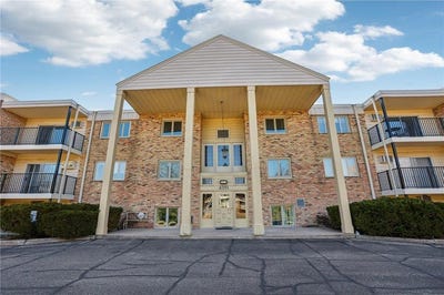 /international/us/4351-parklawn-avenue-edina-mn-110098595632/