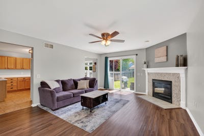 /international/us/310-w-clover-lane-cottage-grove-wi-110108152246/