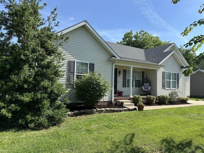 /international/us/213-logan-lane-franklin-ky-110108392641/