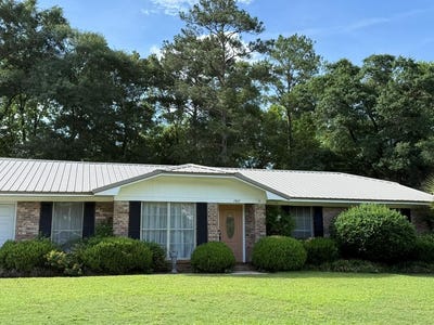 /international/us/1907-fairfield-drive-dothan-al-110108146796/
