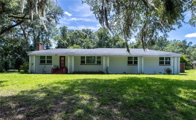 /international/us/298-n-court-street-bronson-fl-110109466305/