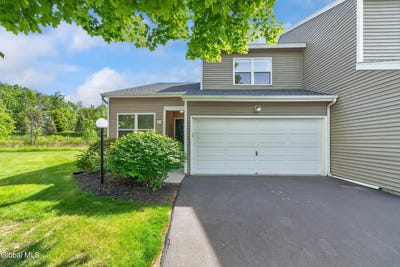 /international/us/108-harvard-road-watervliet-ny-110108301210/