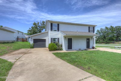 /international/us/103-w-41st-street-joplin-mo-110107614057/