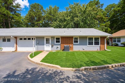/international/us/419a-chatham-court-lakewood-nj-110110274415/