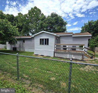 /international/us/185-hunt-drive-kearneysville-wv-110108617627/?lang=id