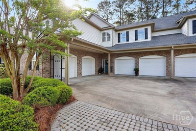 /international/us/2203-river-oaks-drive-richmond-hill-ga-110107037496/