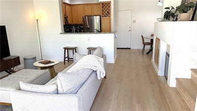 /international/us/8382-e-truckee-anaheim-hills-ca-110107453125/