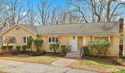 /international/us/64-mariner-circle-trumbull-ct-110107513058/