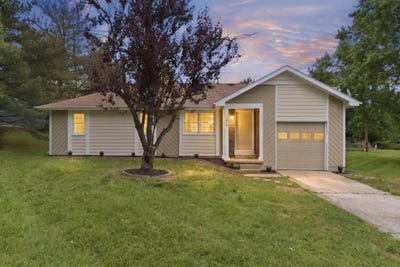 /international/us/1714-clearwater-circle-ozark-mo-110107856055/