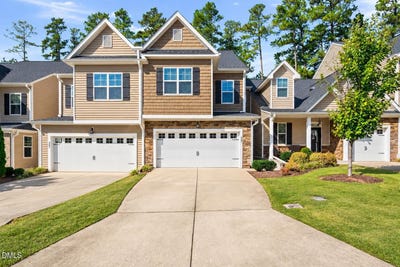 /international/us/207-zante-currant-road-durham-nc-110110382207/