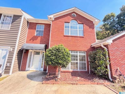 /international/us/531-canyon-park-drive-pelham-al-110110237942/