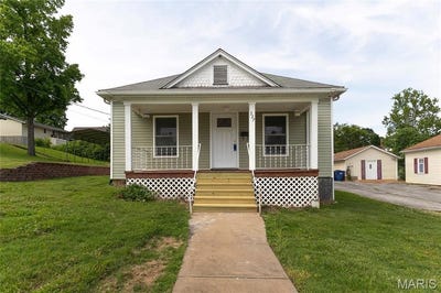 /international/us/327-n-7th-street-festus-mo-110108413101/