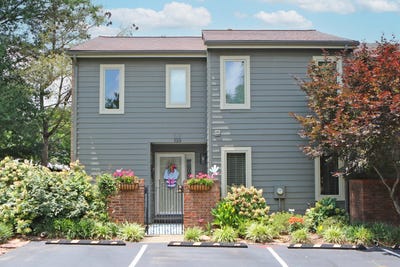 /international/us/3475-lyon-drive-lexington-ky-110108750189/