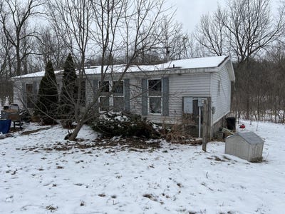 /international/us/01275-47-1-2-street-grand-junction-mi-110106494465/