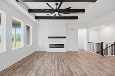 /international/us/1808-halls-creek-avenue-raymore-mo-110101819030/