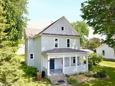 /international/us/1016-elm-street-grinnell-ia-110108071432/