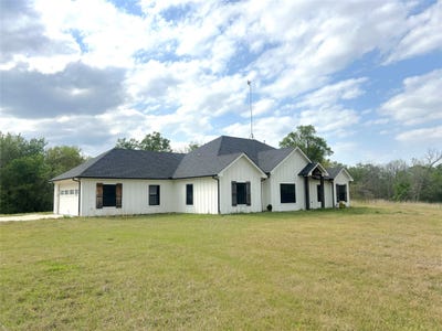 /international/us/511-interstate-highway-30-e-sulphur-springs-tx-110106755847/