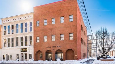 /international/us/320-main-street-zanesville-oh-110105886883/