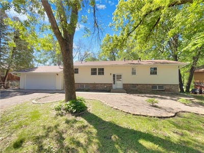 /international/us/5617-220th-street-n-forest-lake-mn-110099774294/