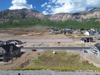 /international/us/747-e-mountain-rd-north-ogden-ut-110108495717/