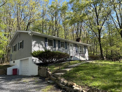 /international/us/3237-woodcrest-avenue-effort-pa-110099519205/