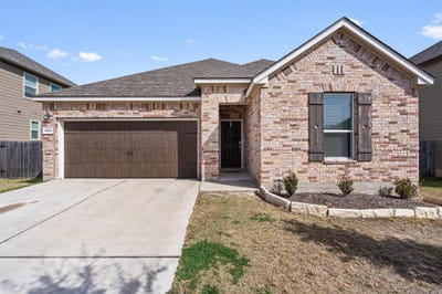 /international/us/1906-dragonfly-loop-bastrop-tx-110106026405/
