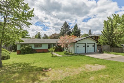 /international/us/1984-woodlawn-drive-medford-or-110107512966/