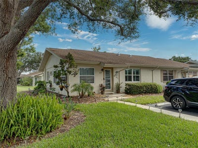 /international/us/322-gloucester-boulevard-sun-city-center-fl-110101075190/