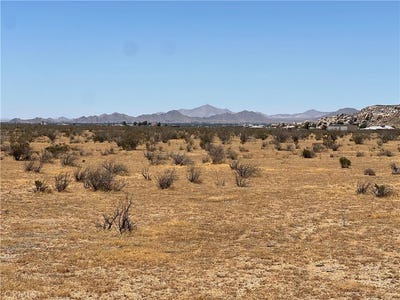 /international/us/5-del-oro-road-apple-valley-ca-110108945829/?lang=it