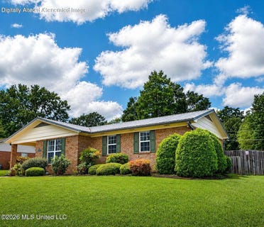 /international/us/2049-oakhurst-drive-grenada-ms-110104880561/