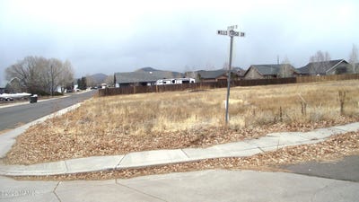 /international/us/901-wells-fargo-drive-williams-az-110108843767/