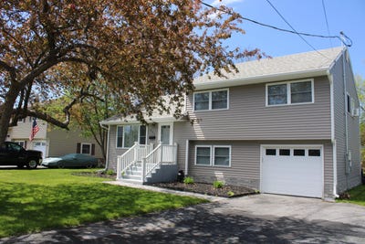 /international/us/141-prospect-avenue-plattsburgh-ny-110107932443/