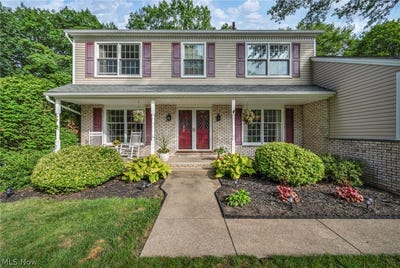 /international/us/2655-olentangy-drive-akron-oh-110119756895/