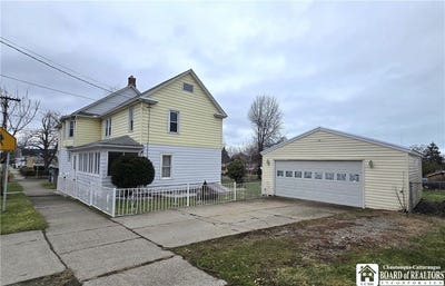 /international/us/250-townsend-street-dunkirk-ny-110105396013/