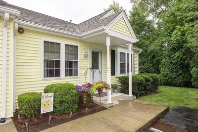 /international/us/65-bliss-ave-attleboro-ma-110100581345/