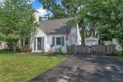 /international/us/240-koenig-road-tonawanda-ny-110100747895/