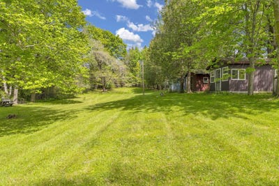 /international/us/1149-lakeshore-road-port-sanilac-mi-110108139833/