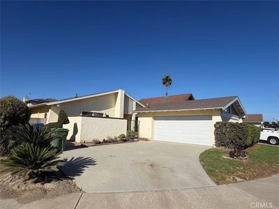/international/us/10923-slater-fountain-valley-ca-110120517965/