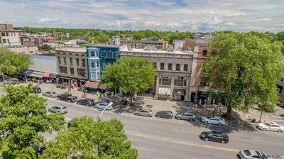 /international/us/376-broadway-saratoga-springs-ny-110102950685/