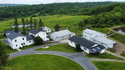 /international/us/886-collins-hill-rd-genesee-pa-110108715905/