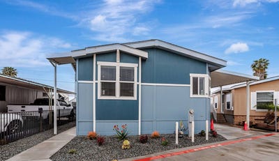/international/us/2626-coronado-ave-san-diego-ca-110103273907/